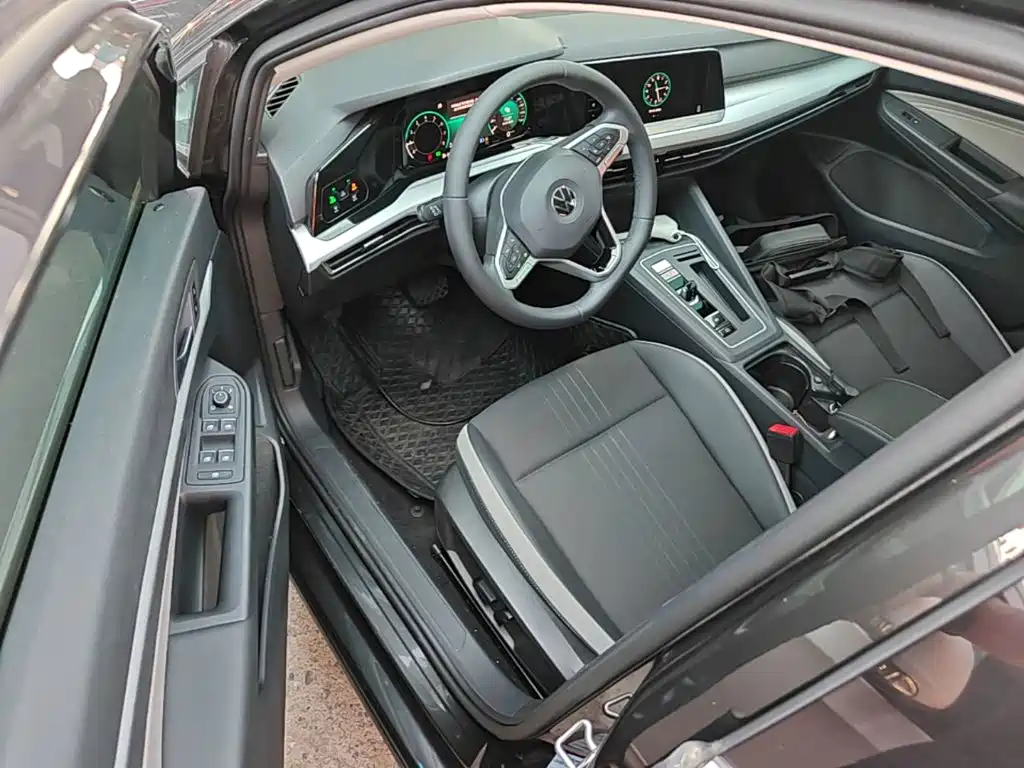 Volkswagen Golf — миниатюра 16