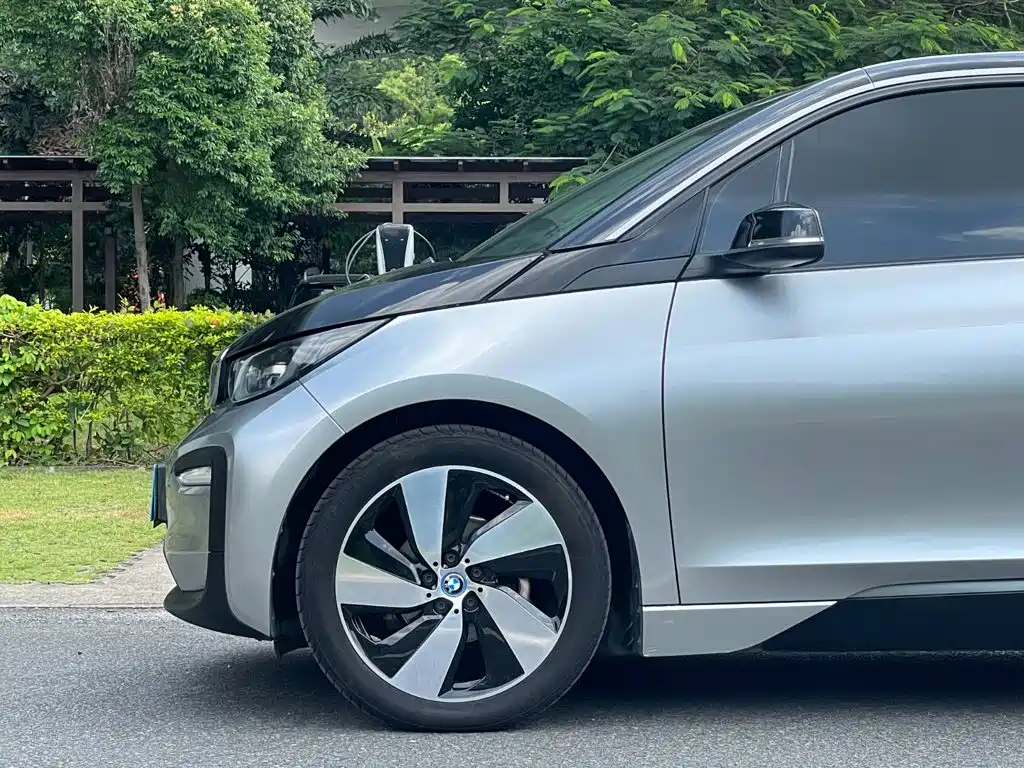 BMW i3 (Import) — миниатюра 5