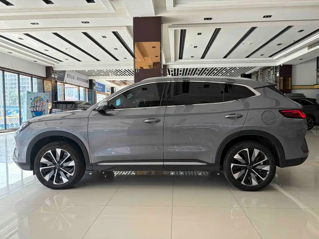BYD PLUS New Energy — миниатюра 12