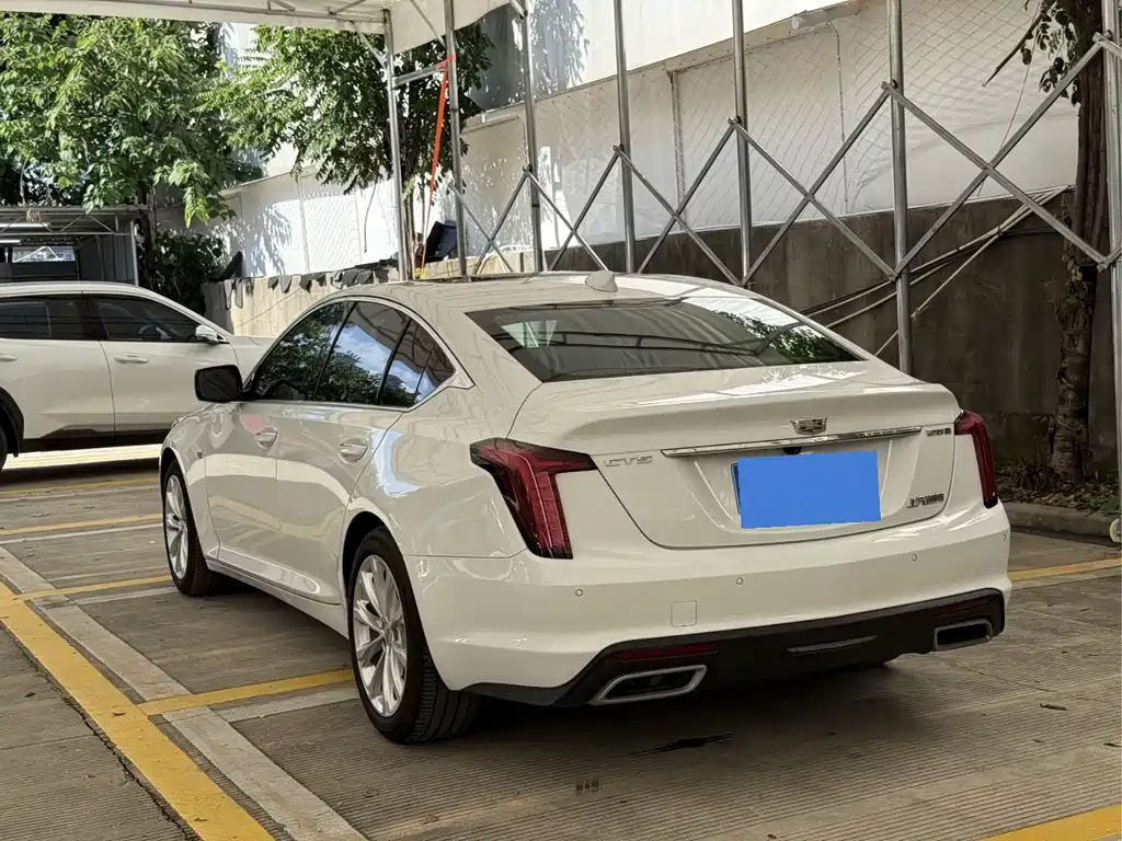 CADILLAC CT4