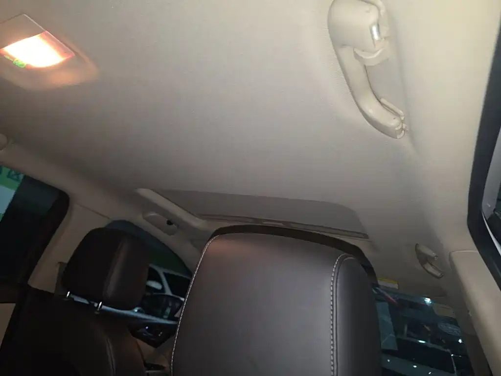 Buick Verano — миниатюра 18