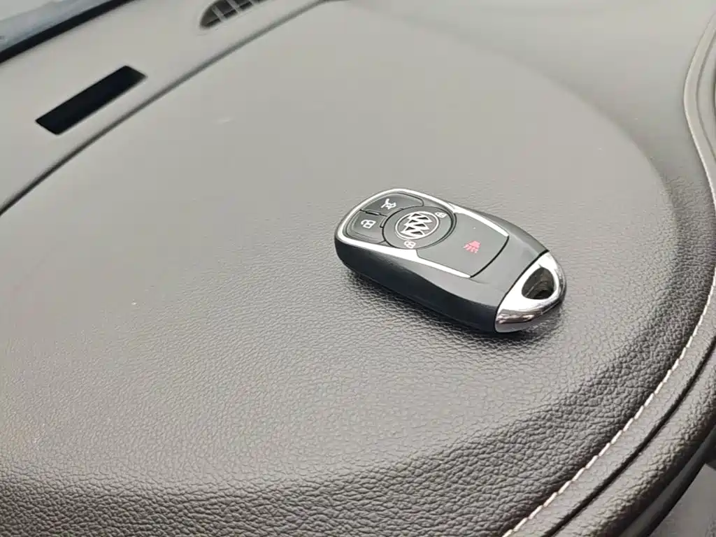 Buick Envision Plus — миниатюра 9