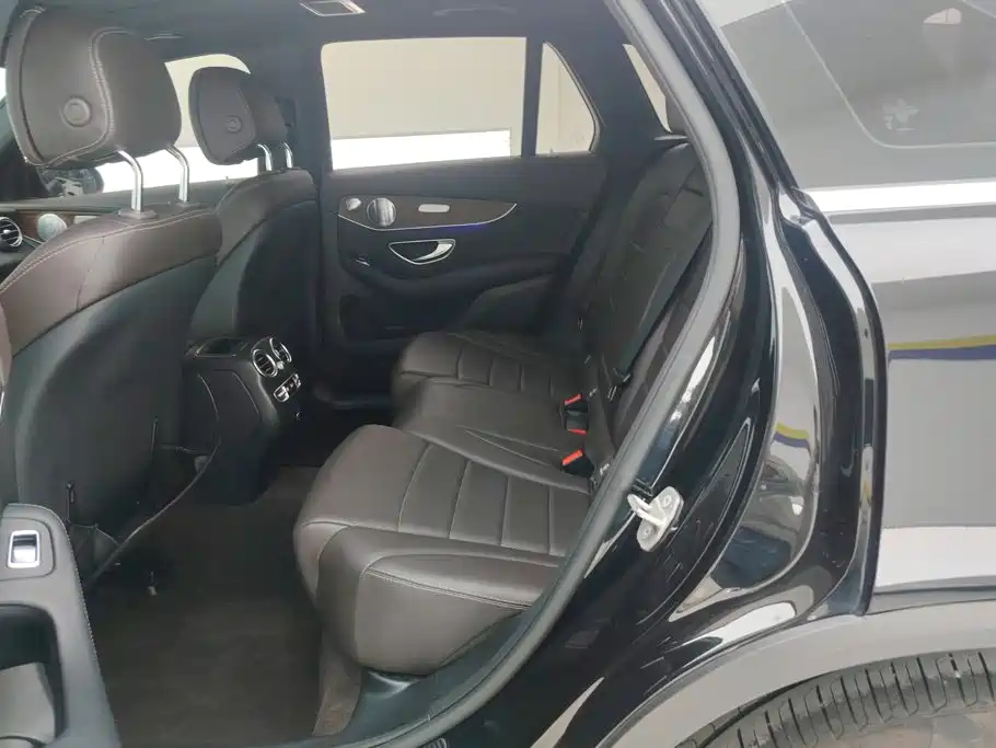 Mercedes-Benz GLC — миниатюра 11