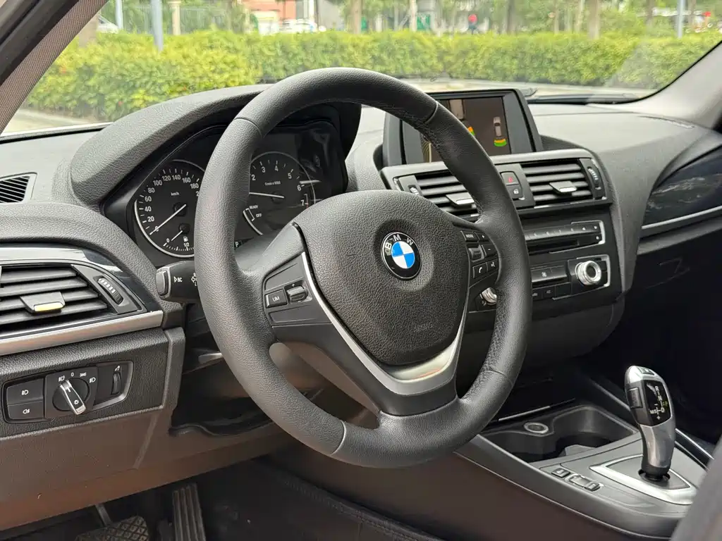 BMW 1 Series (Import) — миниатюра 13