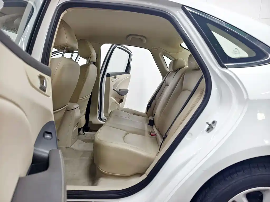 Chery Arrizo 7 — миниатюра 12