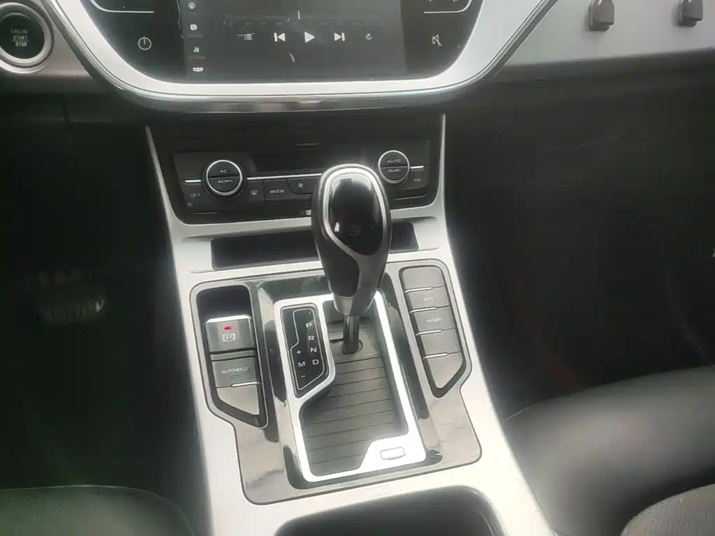 Geely Emgrand GL — миниатюра 14