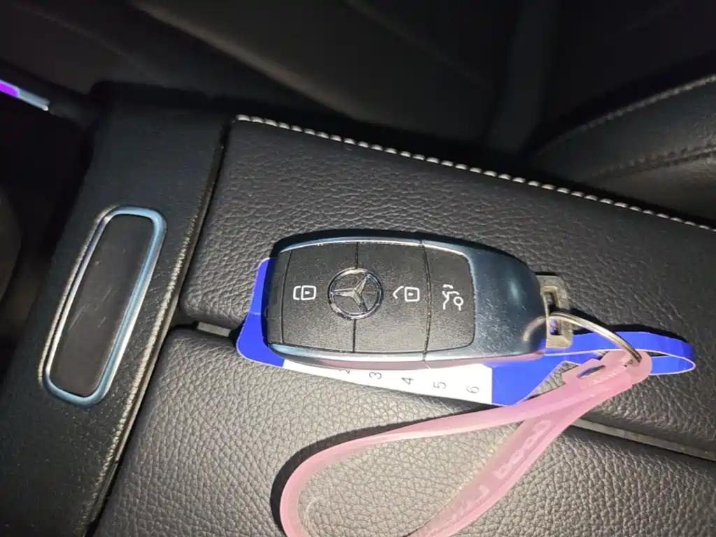 Mercedes-Benz GLB — миниатюра 9