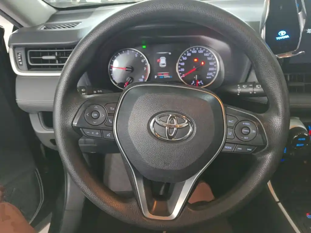Toyota Wildlander — миниатюра 11
