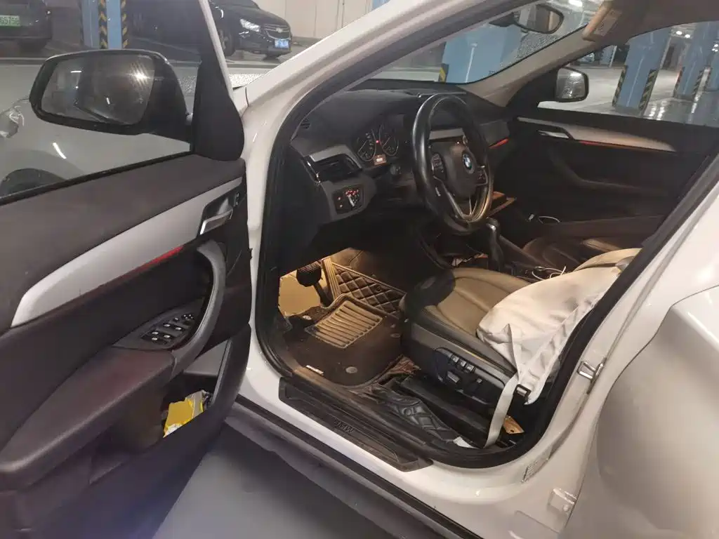 BMW X1 — миниатюра 17