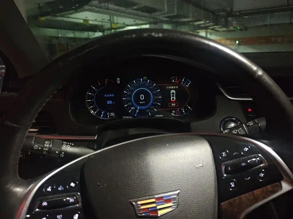 Cadillac XTS — миниатюра 7