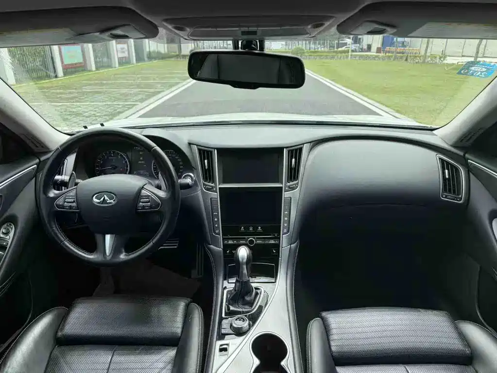 Infiniti Q50L — миниатюра 6