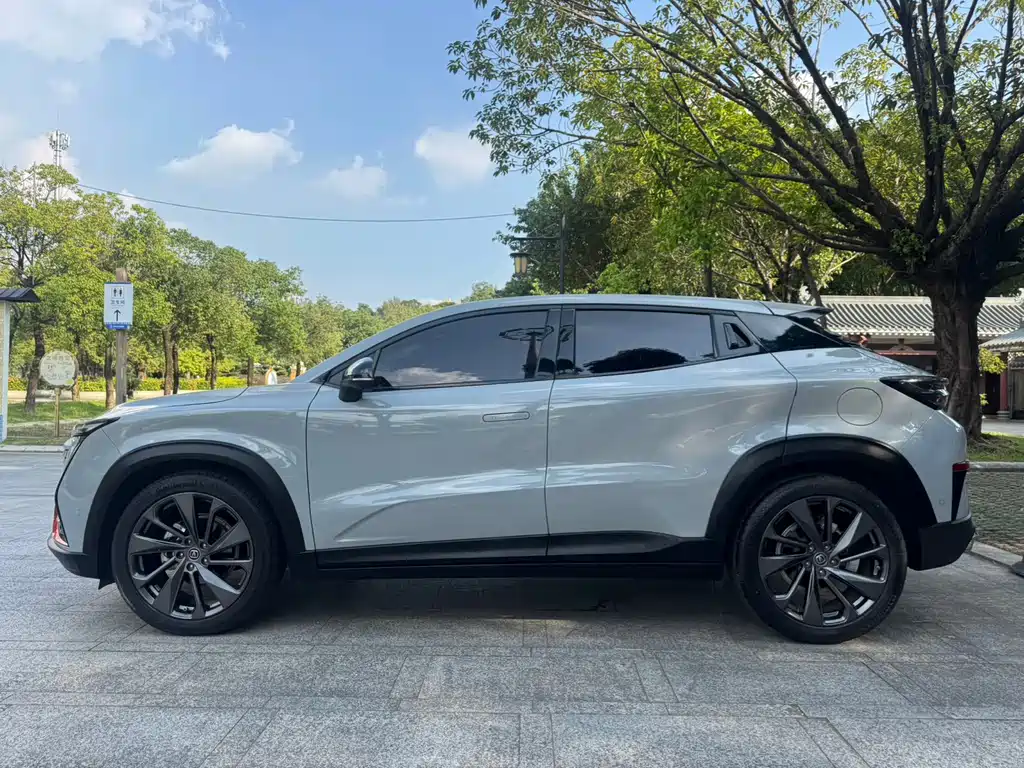Changan UNI-T — миниатюра 7