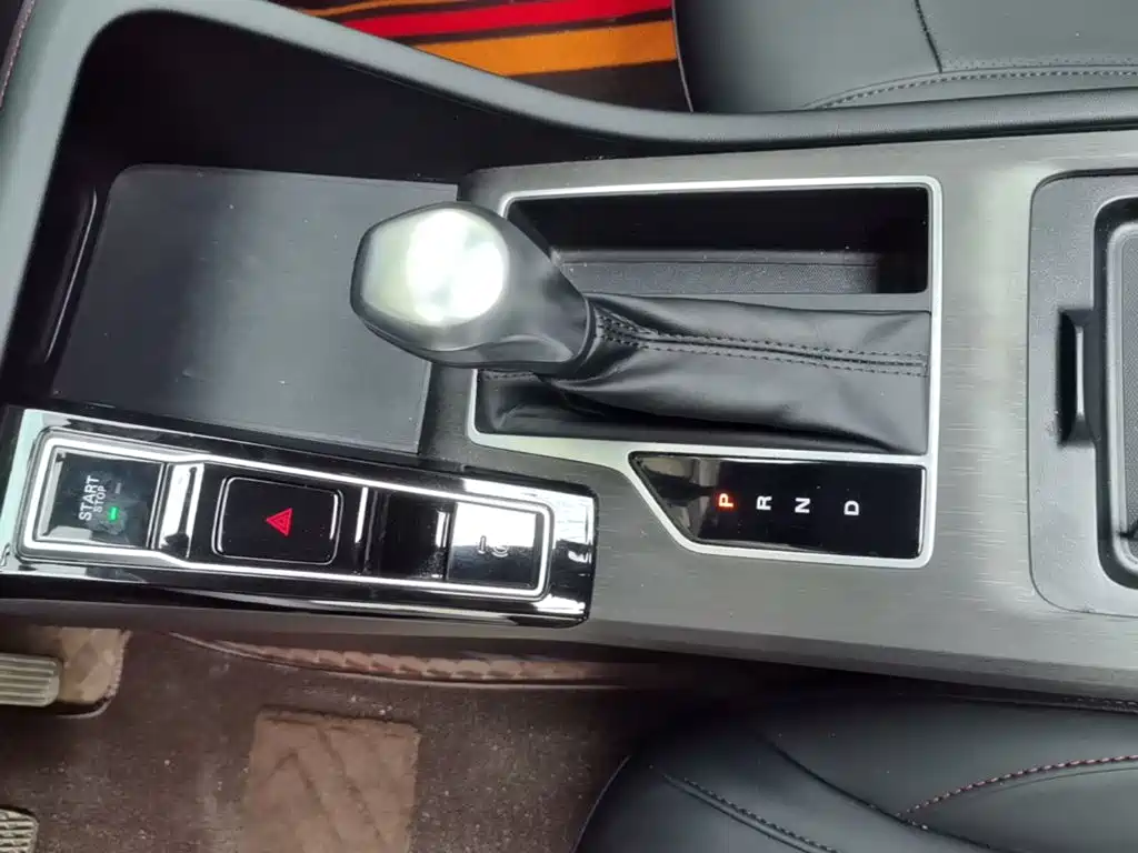 Roewe i5 — миниатюра 14