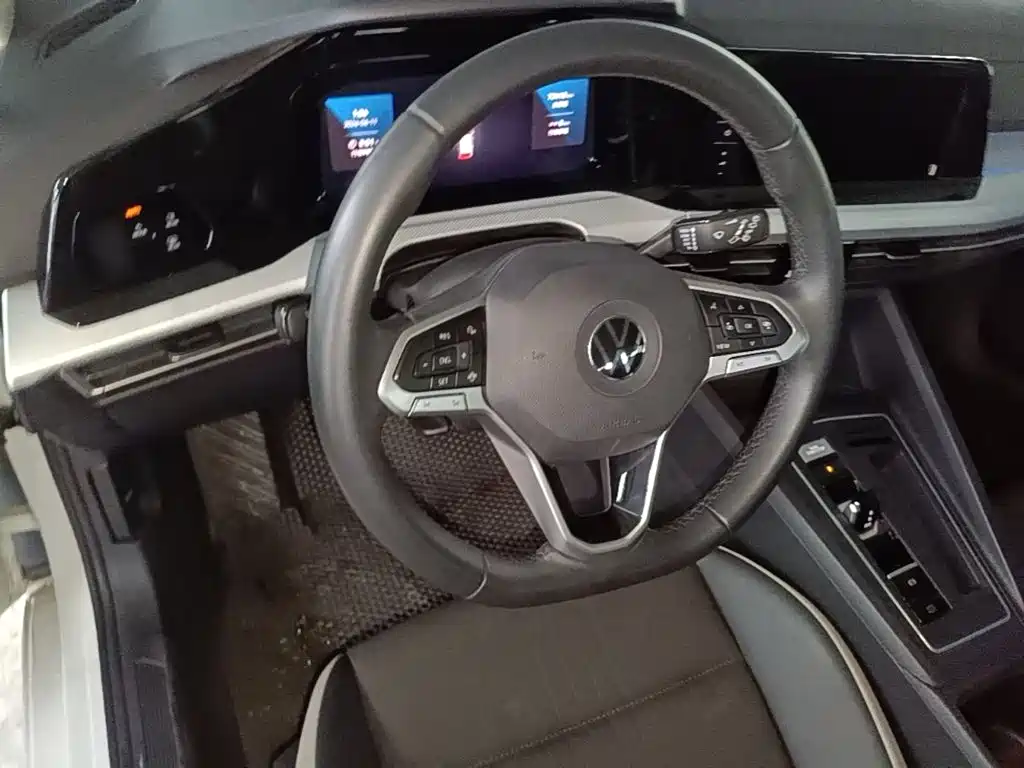 Volkswagen Golf — миниатюра 11