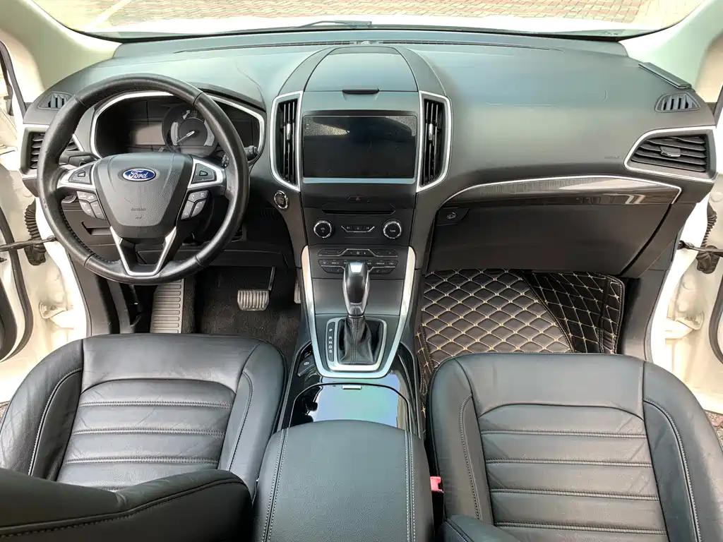 Ford Edge — миниатюра 13
