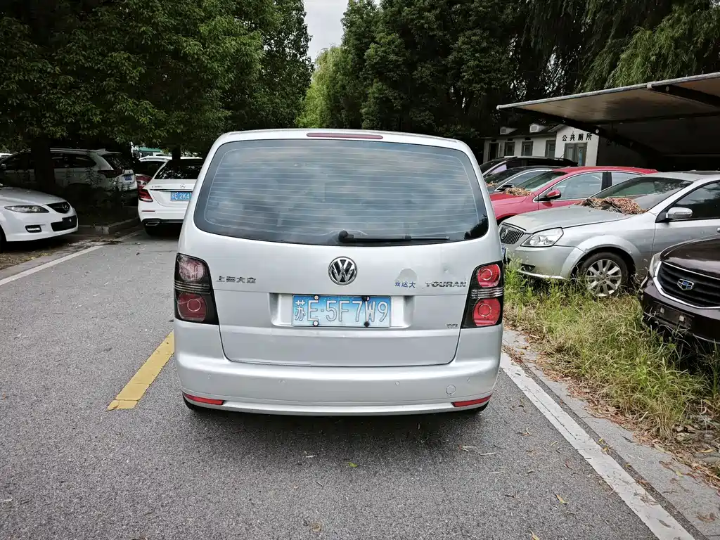 Volkswagen Touran — миниатюра 8
