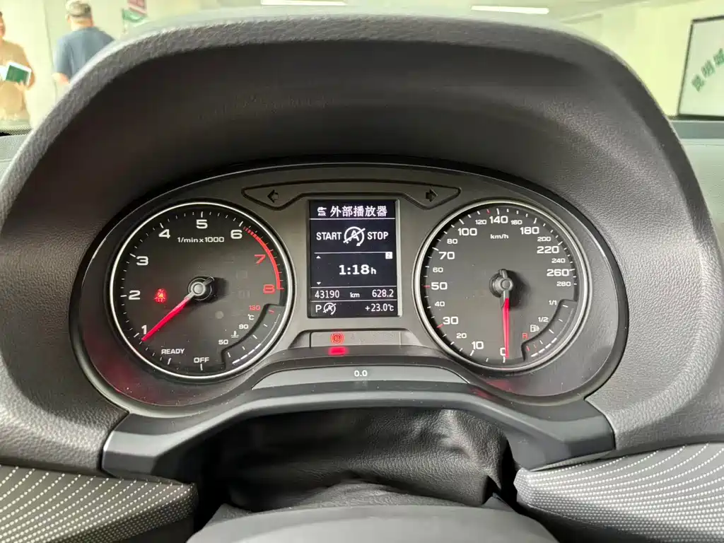 Audi Q2L — миниатюра 36