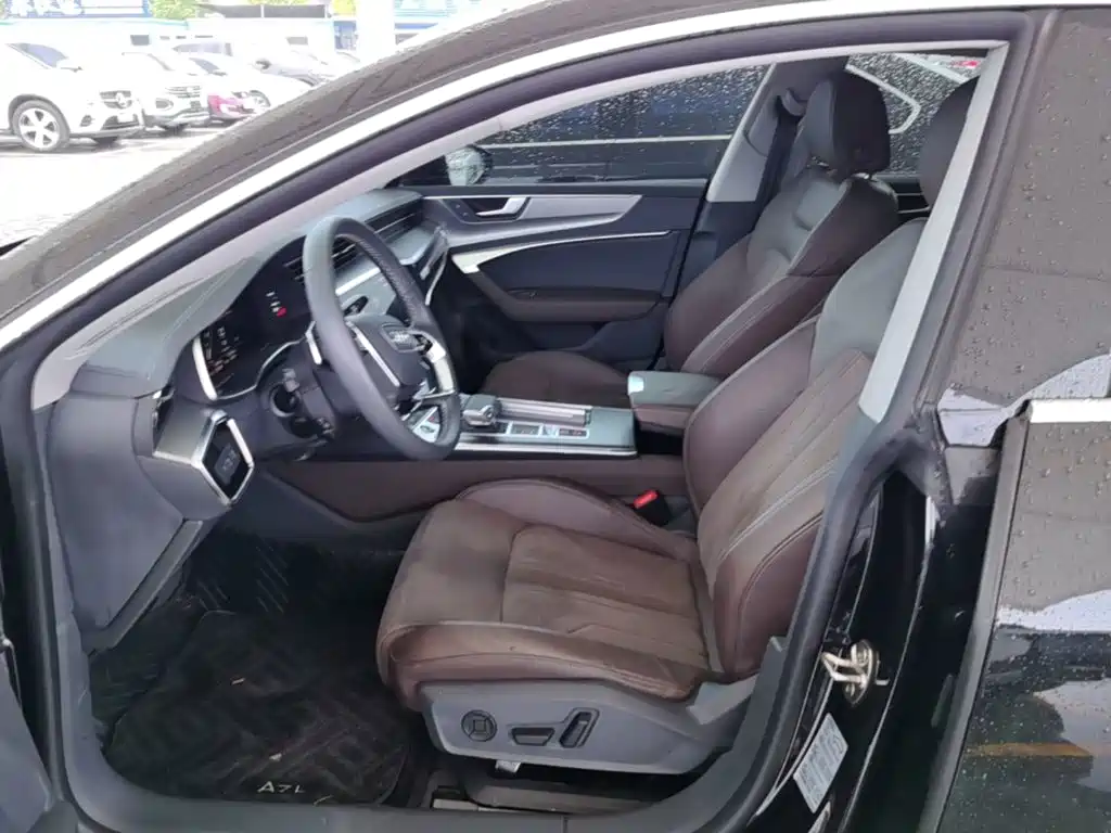 Audi A7L — миниатюра 15
