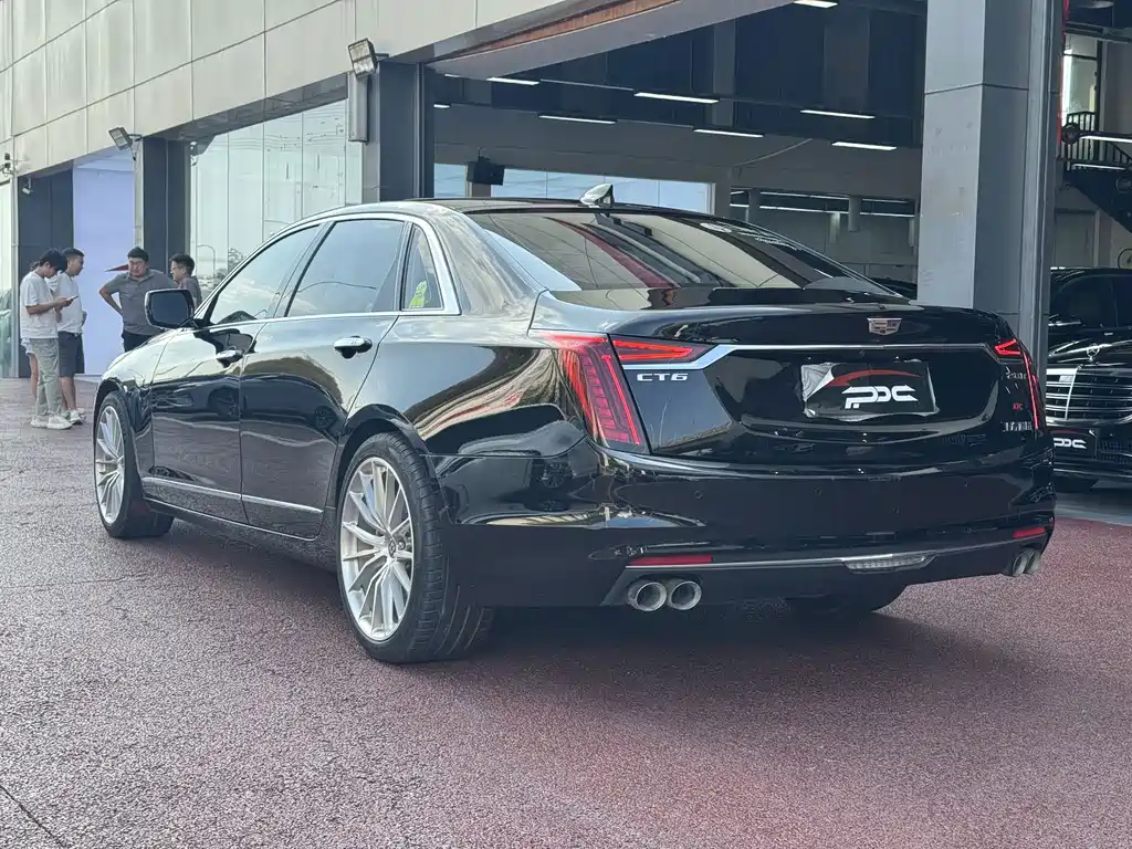 Cadillac CT6 — миниатюра 13