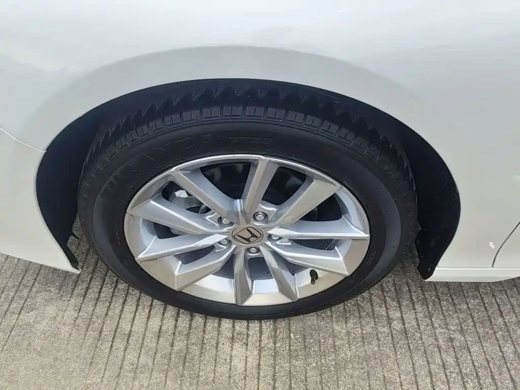 Honda Accord — миниатюра 23
