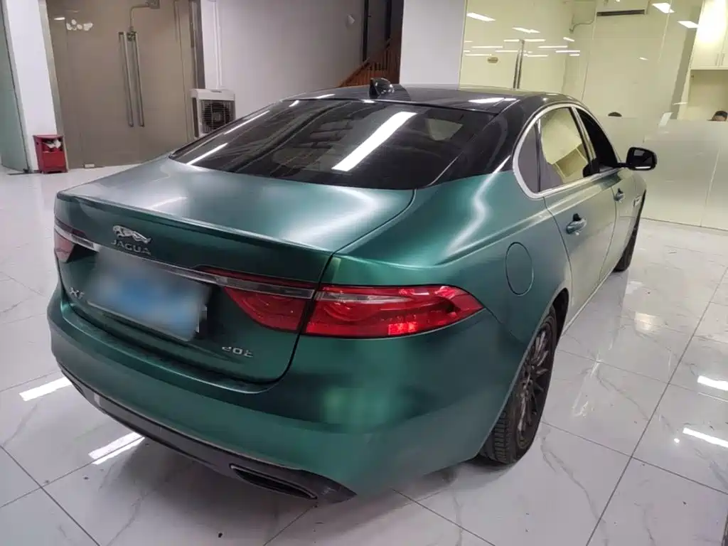 Jaguar XFL — миниатюра 7