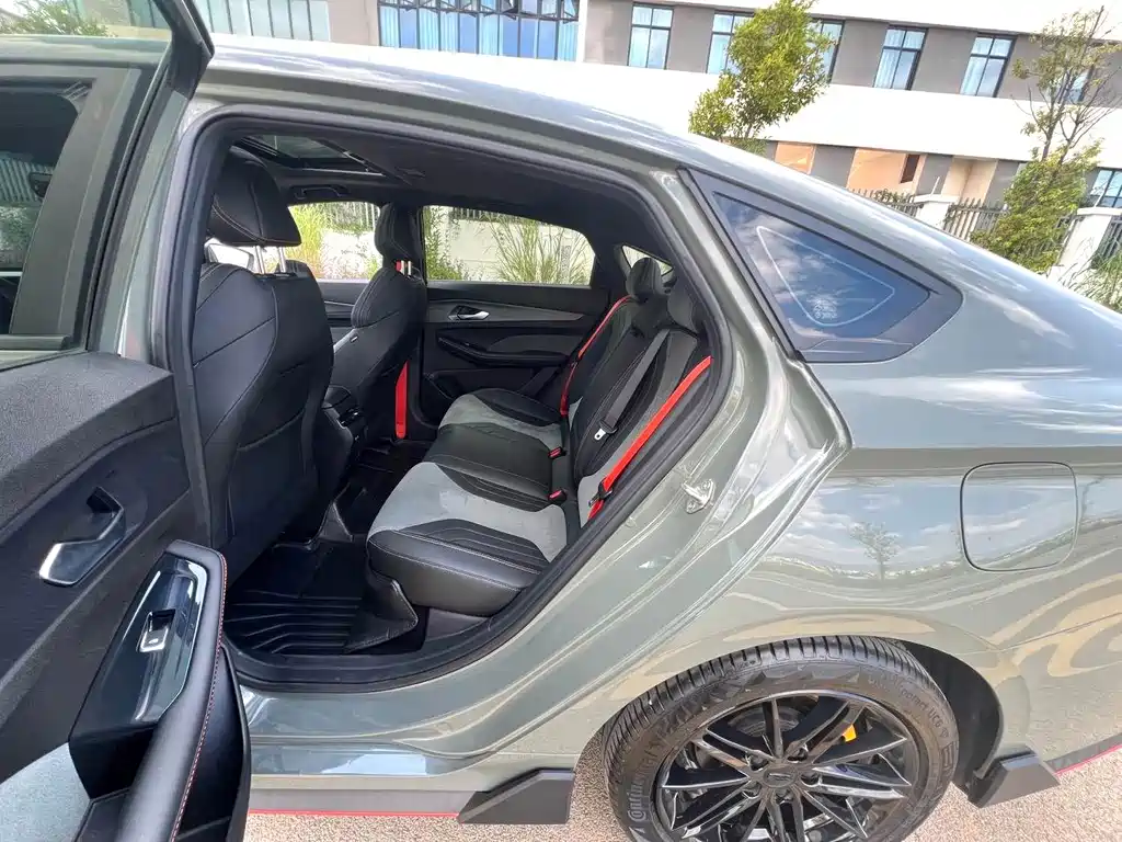 Geely Binrui — миниатюра 6