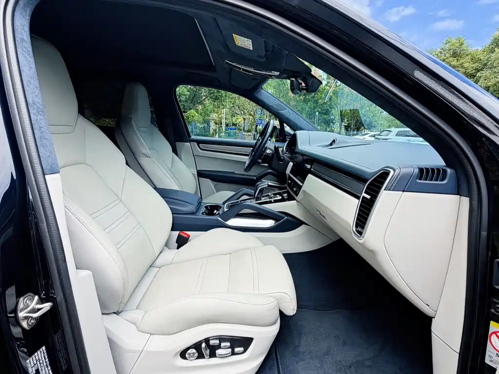 Porsche Cayenne 2020 Cayenne Turbo 4.0T
