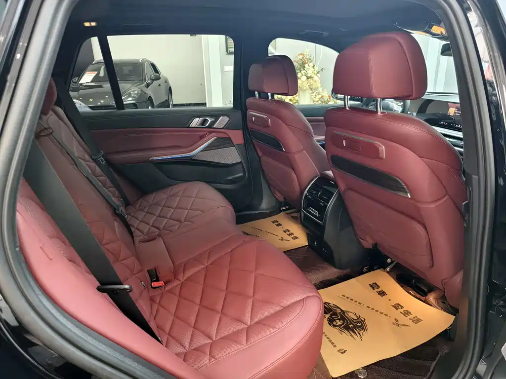 BMW X5 2023 xDrive 40Li M Sport