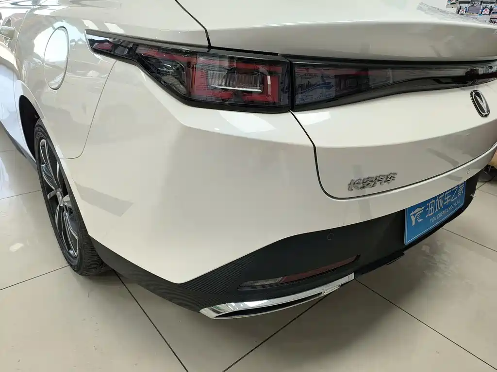 Changan Eado — миниатюра 22