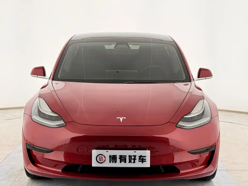 Tesla Model 3 — миниатюра 2