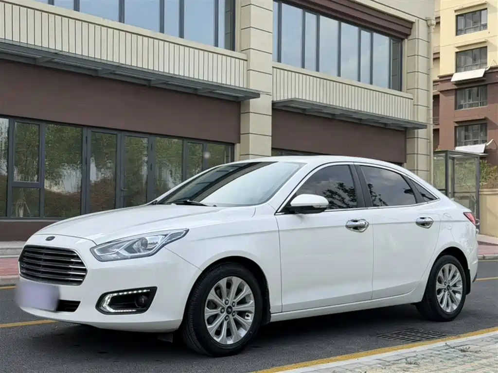 Ford Escort 2017