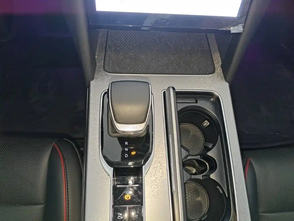 Hongqi Hongqi HS7 PHEV — миниатюра 14