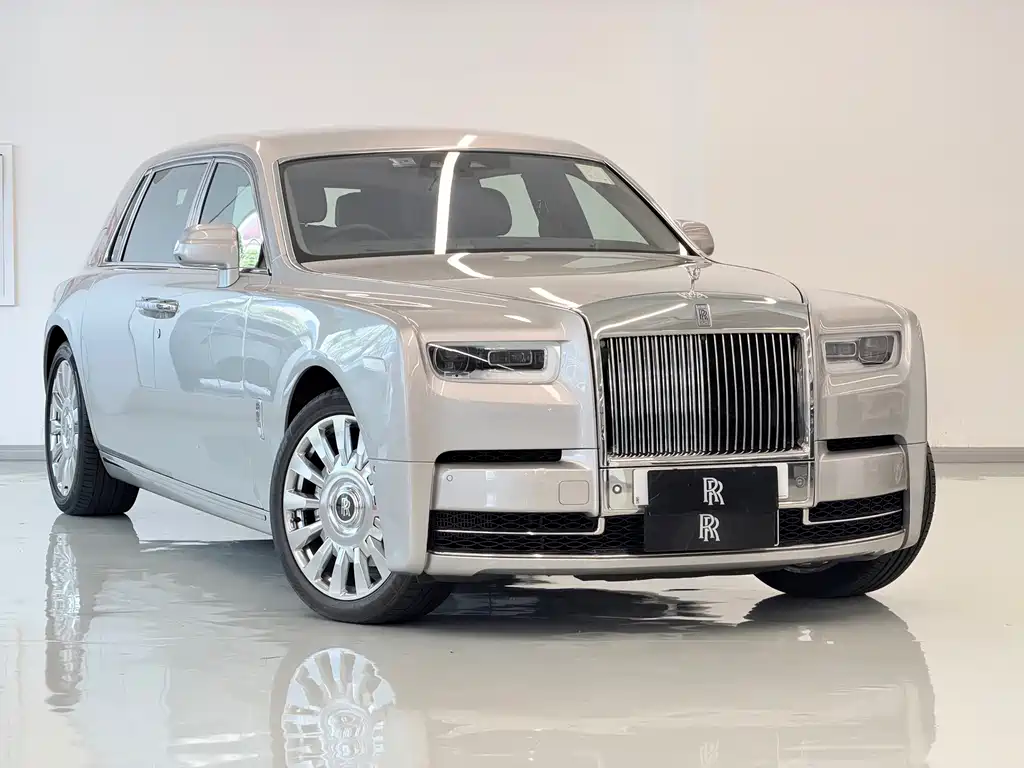 Rolls-Royce Phantom — миниатюра 3