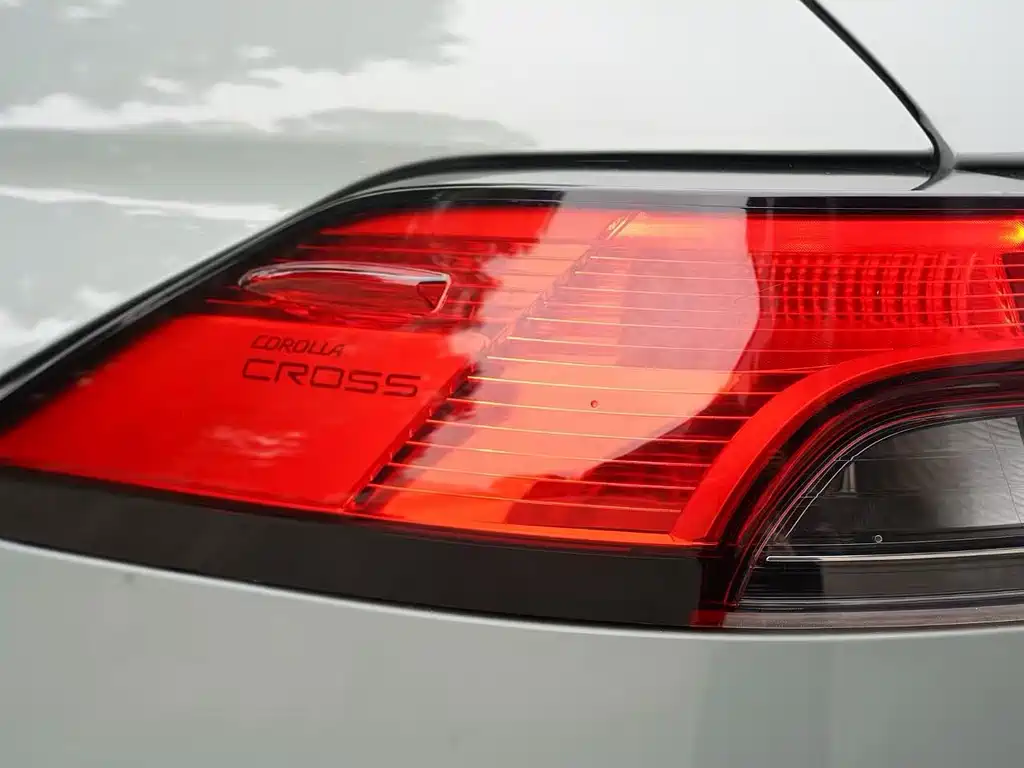 TOYOTA COROLLA SHARP AMPLIFIER