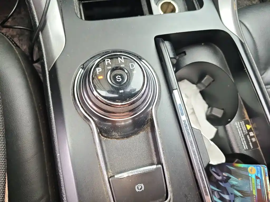 Ford Mondeo — миниатюра 15
