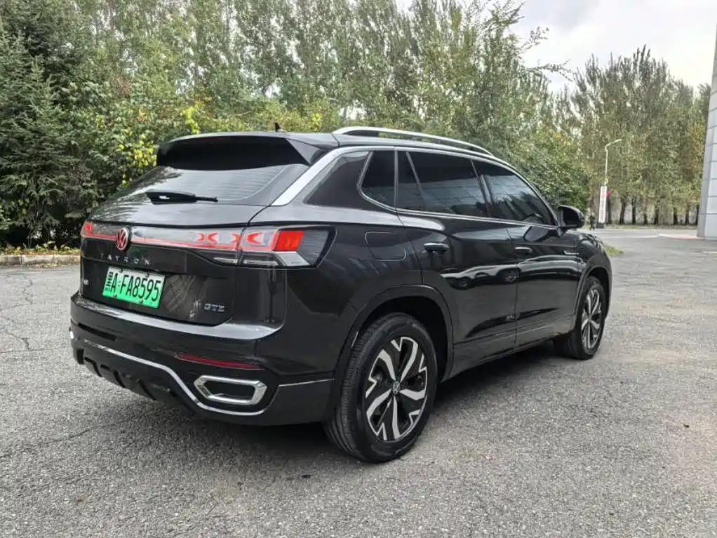 Volkswagen Tayron GTE — миниатюра 6