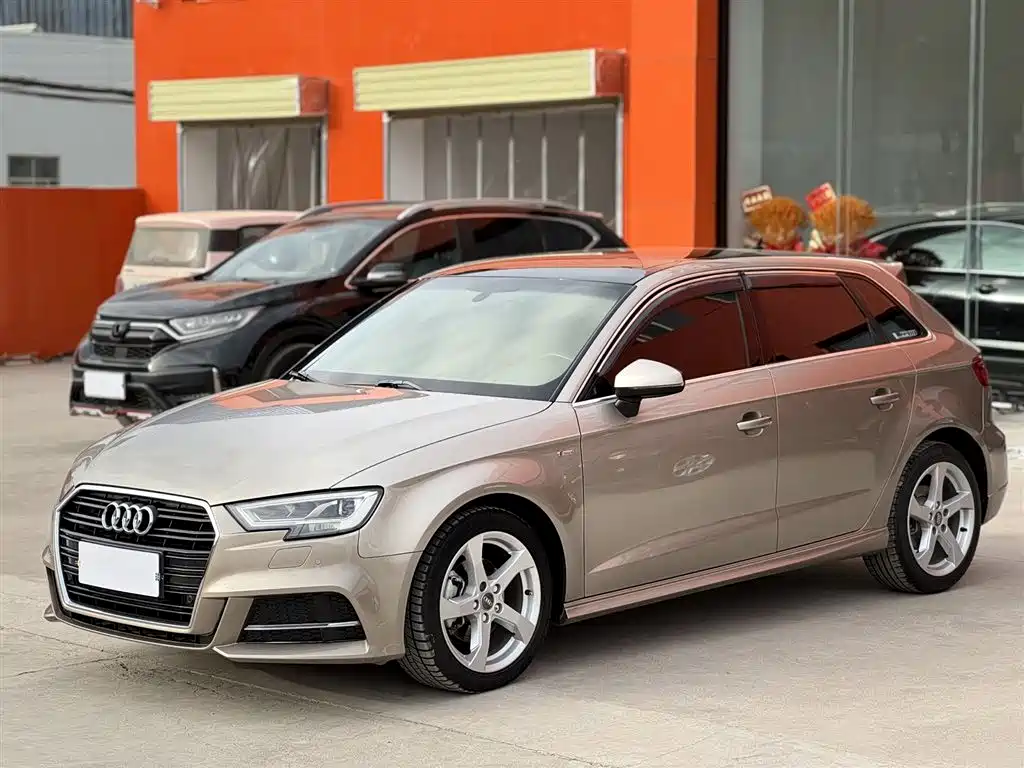Купить Audi A3