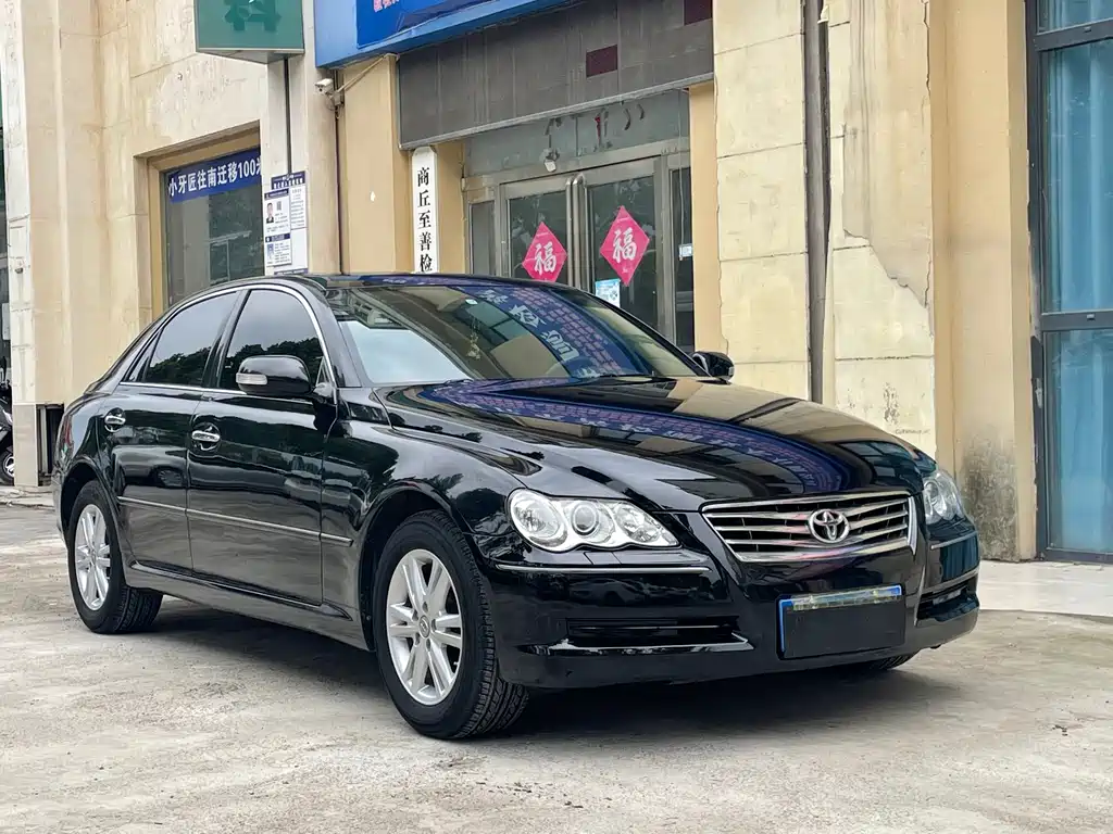 Toyota Reiz — миниатюра 3