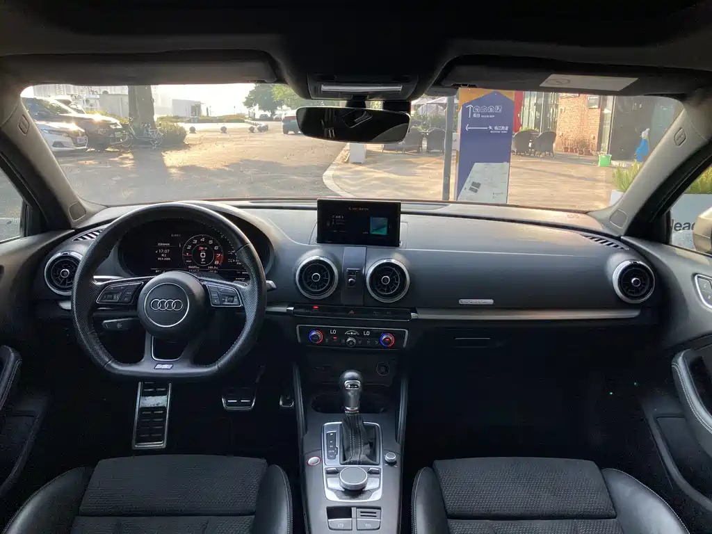 Audi S3 — миниатюра 15