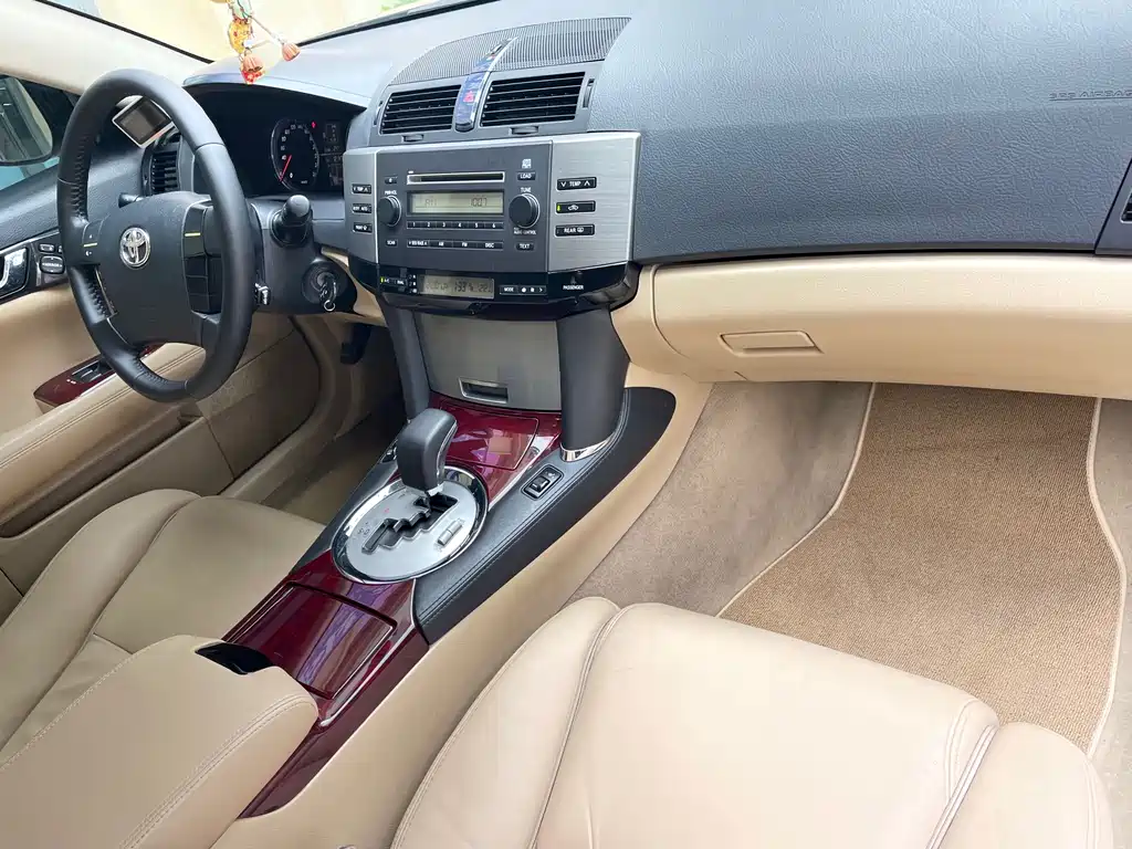 Toyota Reiz — миниатюра 11