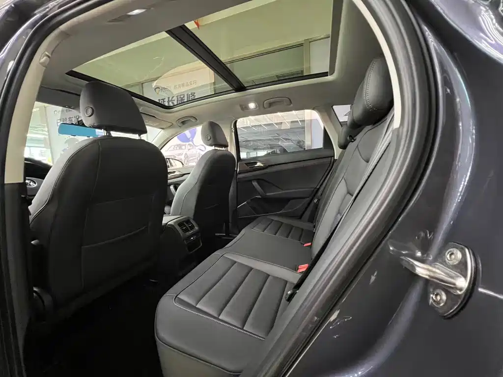 Volkswagen Tharu — миниатюра 7