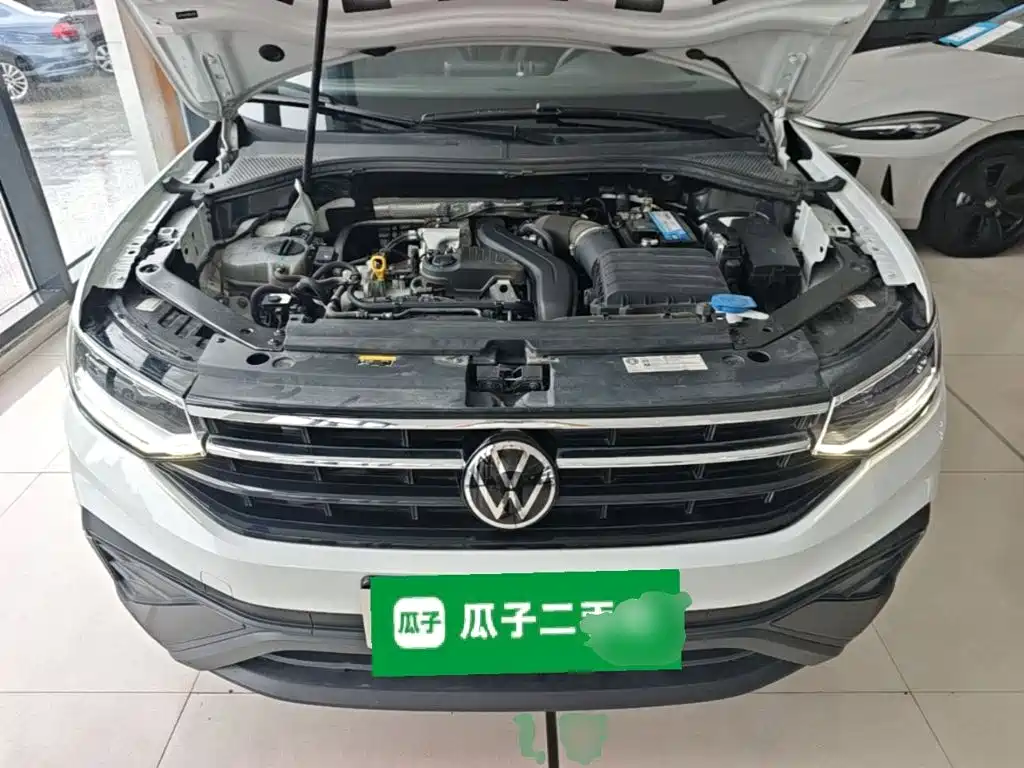 Volkswagen Tiguan L — миниатюра 20