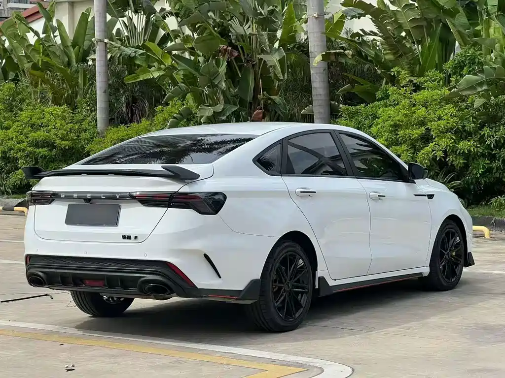 Geely Binrui — миниатюра 9