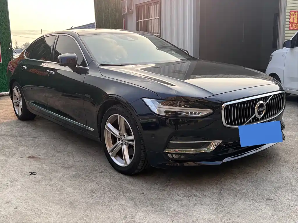 Volvo S90 — миниатюра 3