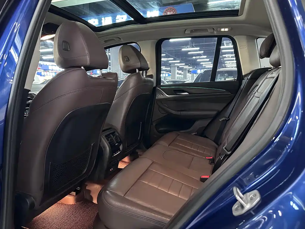 BMW X3 — миниатюра 6