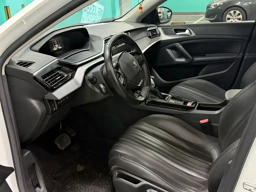 Peugeot 408 — миниатюра 4