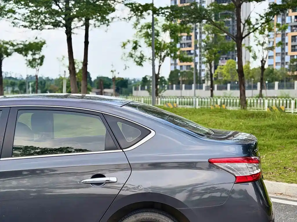 Nissan Sylphy — миниатюра 3