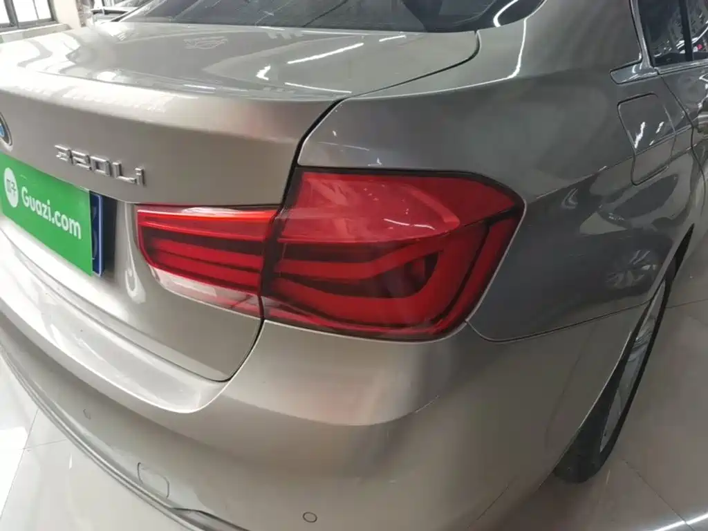 BMW 3 Series — миниатюра 8
