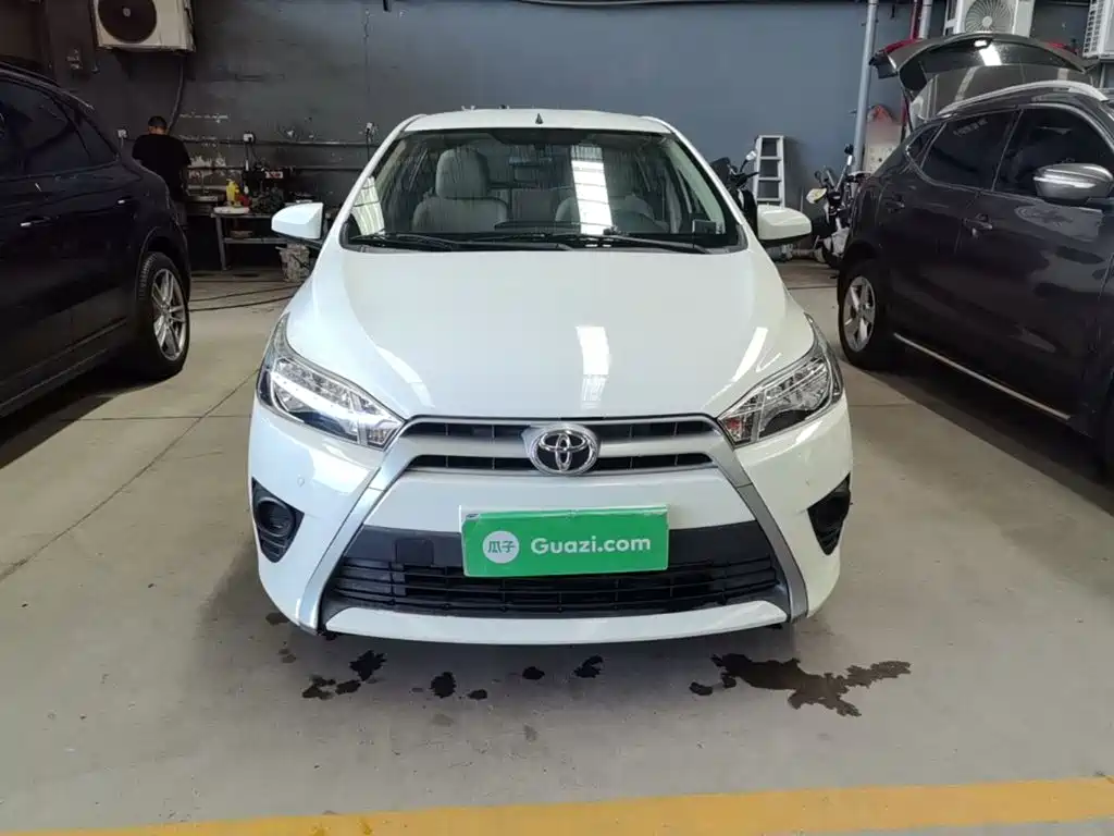 Toyota Yaris L — миниатюра 3