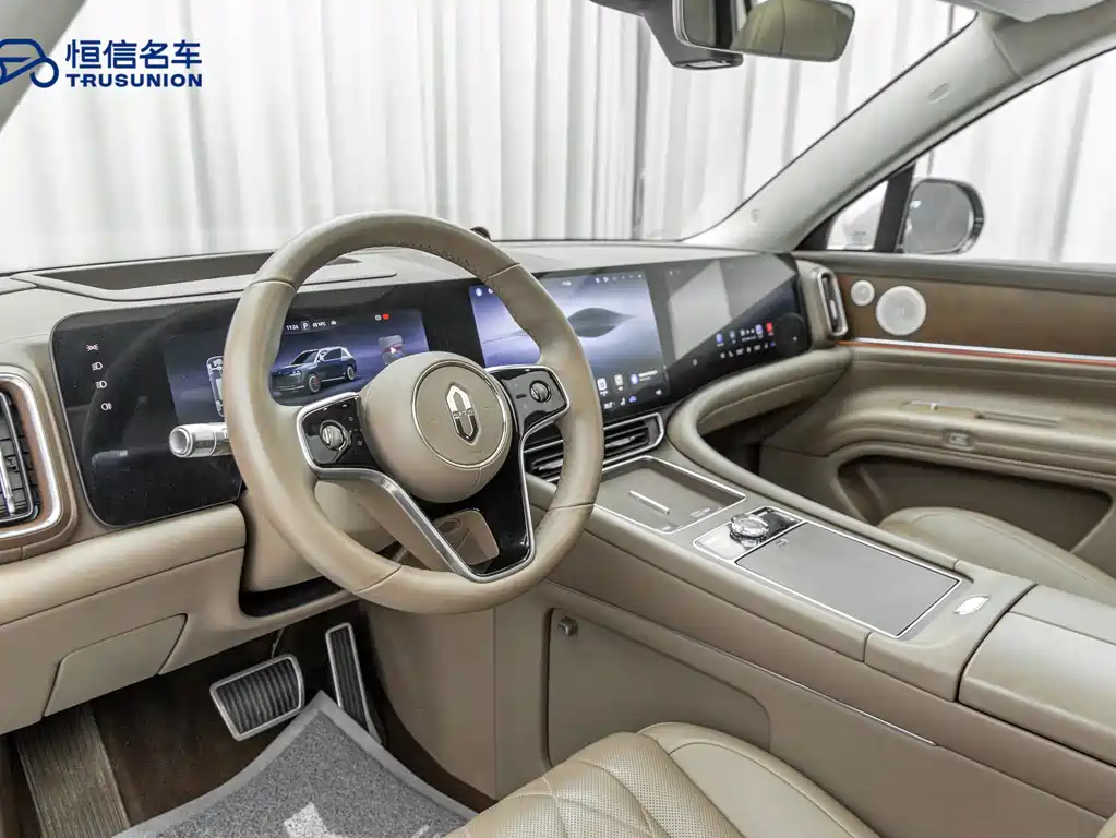 AITO ASK THE WORLD M9